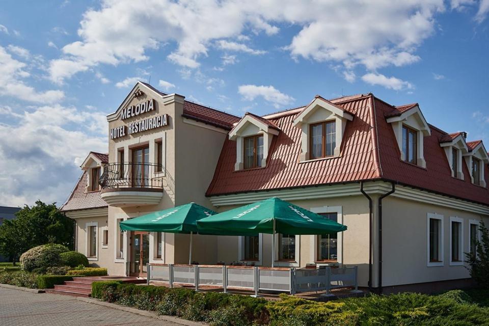 Hotel Melodia *** Buk  Esterno foto